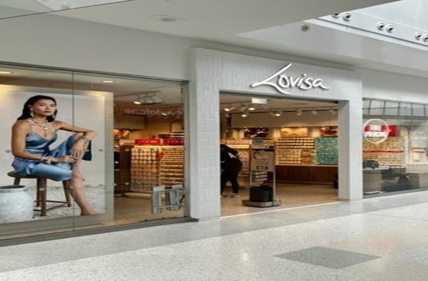 Lovisa exterior 1920x750
